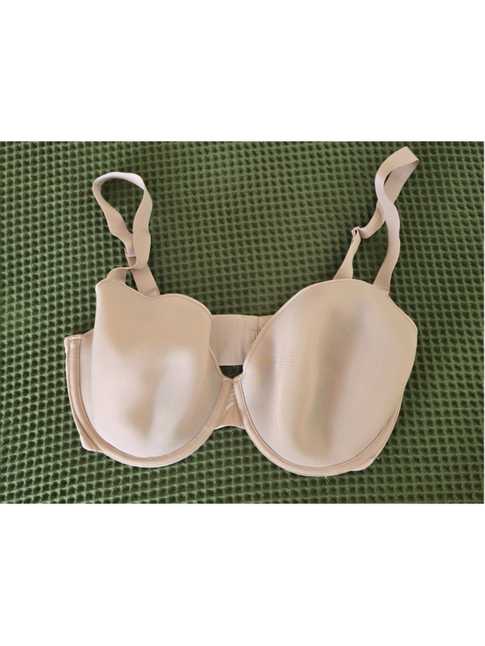 Skims Weightless Demi Bra 40DDD
